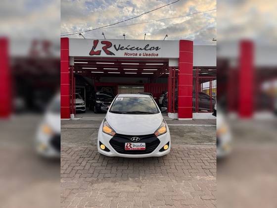 HYUNDAI HB20 1.6 SPICY 16V FLEX 4P MANUAL HYUNDAI HB20 1.6 SPICY 16V FLEX 4P MANUAL